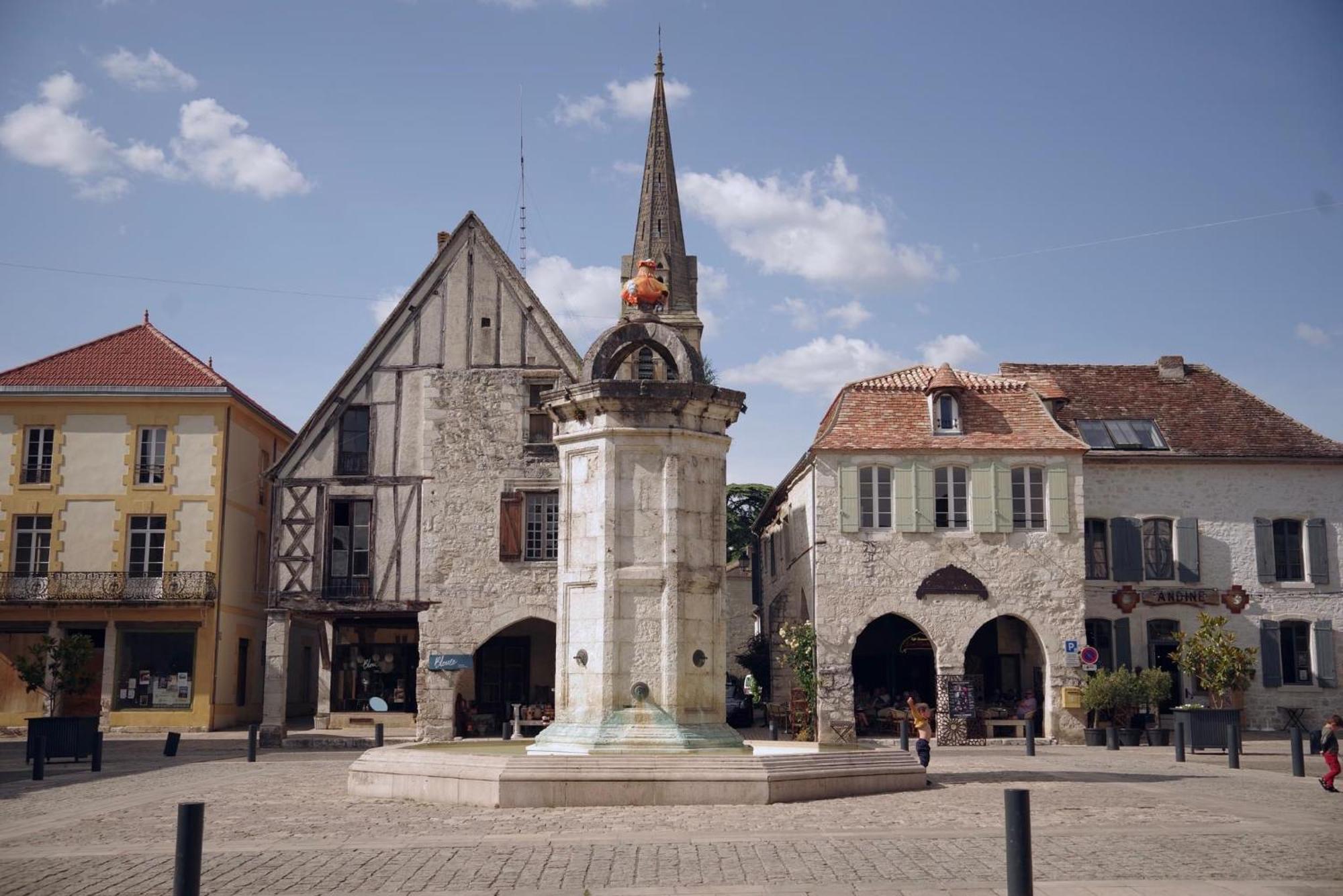 La Maison Ancienne Eymet Bed & Breakfast Exterior photo